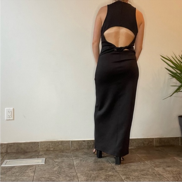 Zara black Neophrene-effect cut out twisted maxi dress - Picture 5 of 12